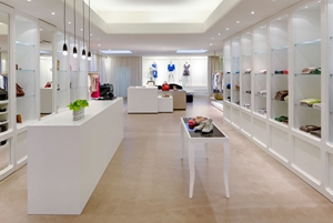 時尚品牌女裝店裝修